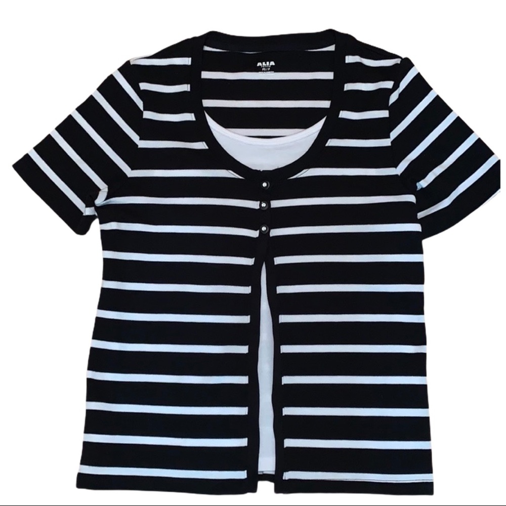 5/$25 ALIA Petite Preppy Black White Camisole Split Front Striped SL V-Neck Shir